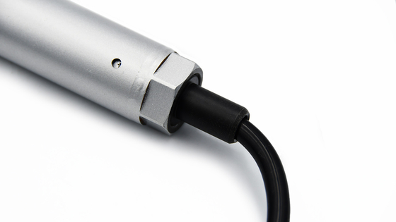 La bougie d'allumage de Prechamber S-R6A13 protégée remplacent 1228-2839 pour MWM TCG 2032 NGK Honda vive