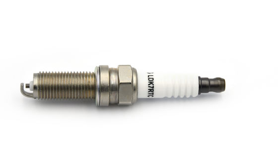 Torche originale LD7RTIP de bougie d'allumage de platine d'iridium d'allumage d'automobiles pour NGK ILKAR7B11/SILZKAR7B/ILK