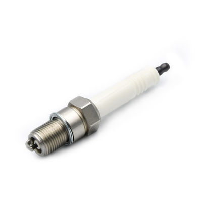 Remplacement de la bougie d'allumage RB77CC par une résistance et une alimentation en air