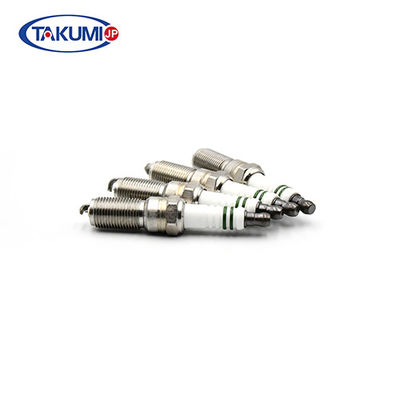 Bougies d'allumage de cuivre de motocyclette de noyau réduites suscitant la garantie de bouches de la tension 6