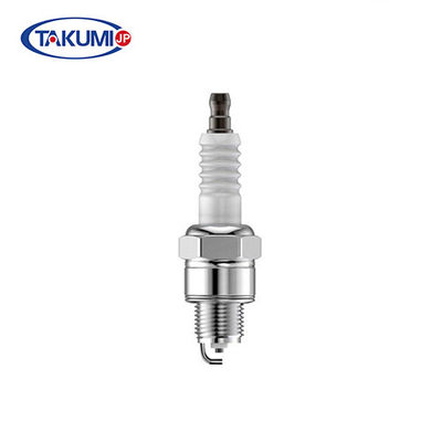 Bougies d'allumage automatiques Denso Q20R-U et NGK BCPR6ES/BCPR6ES11